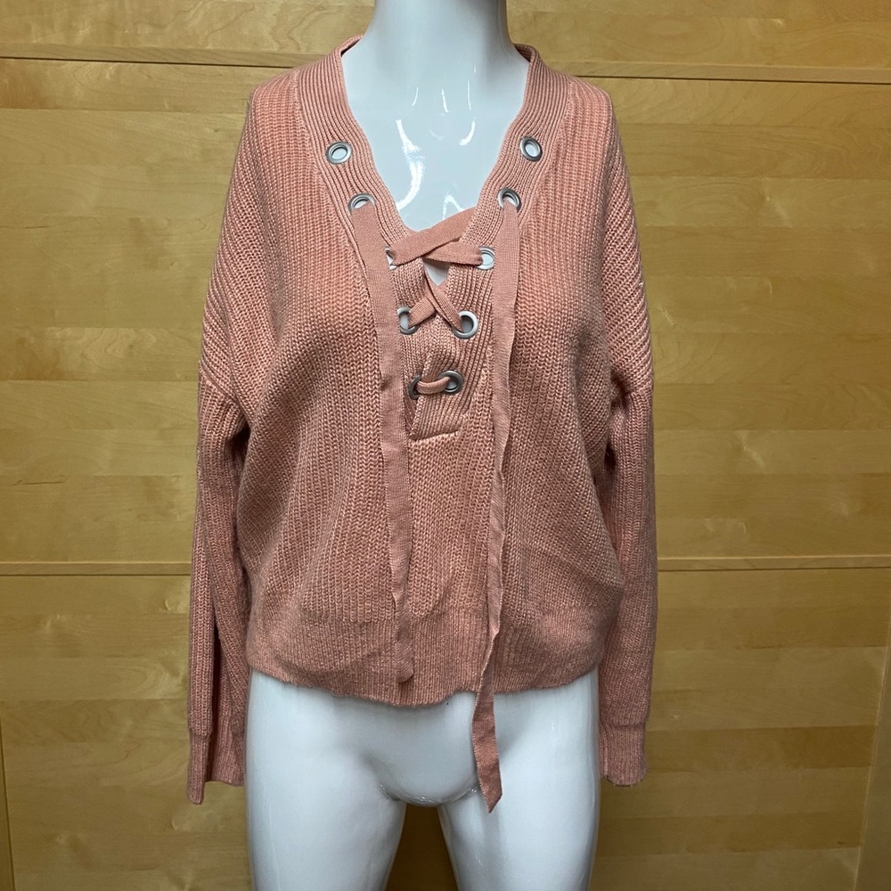 DIVIDED sweatshirt